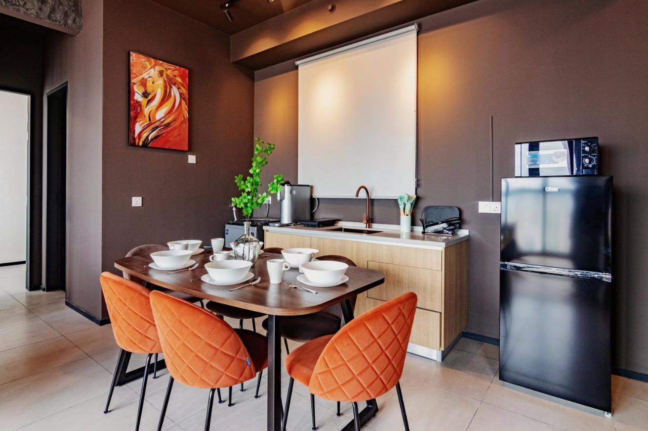 Urban Suites, Spectre Collection By Stellar Alv Jelutong Экстерьер фото